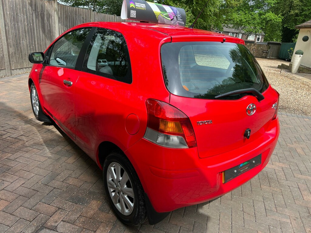 Toyota Yaris 1.4 D-4d Tr Red #5