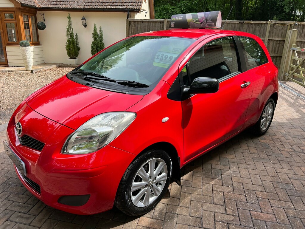 Toyota Yaris 1.4 D-4d Tr Red #3