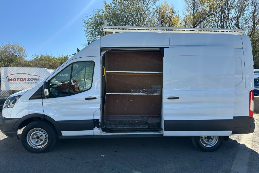 Ford Transit Custom Diesel YJ67VEL White #5