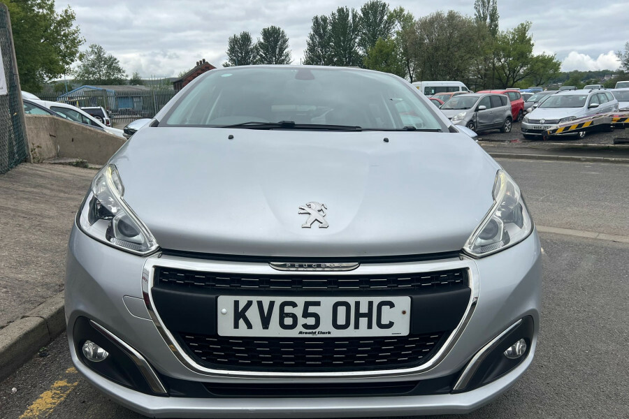 Peugeot 208 Diesel KV65OHC Grey #2