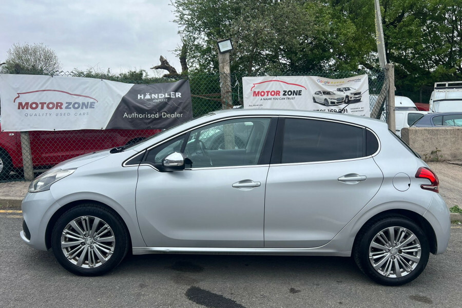 Peugeot 208 Diesel KV65OHC Grey #5