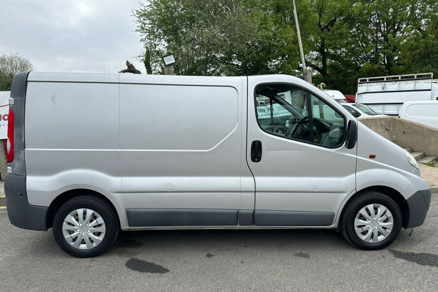 Vauxhall Vivaro Diesel WN61EVJ Silver #4