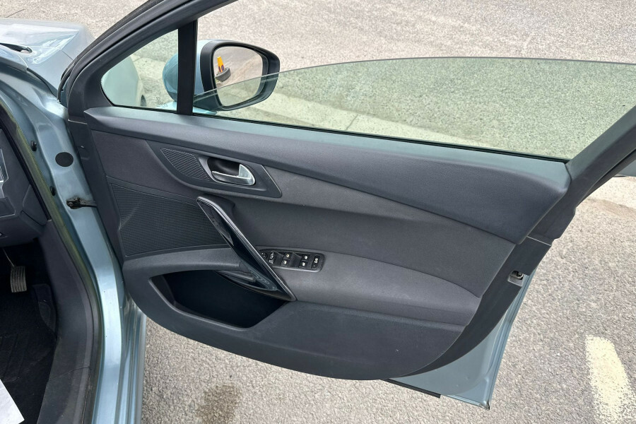 Peugeot 508  Black #17