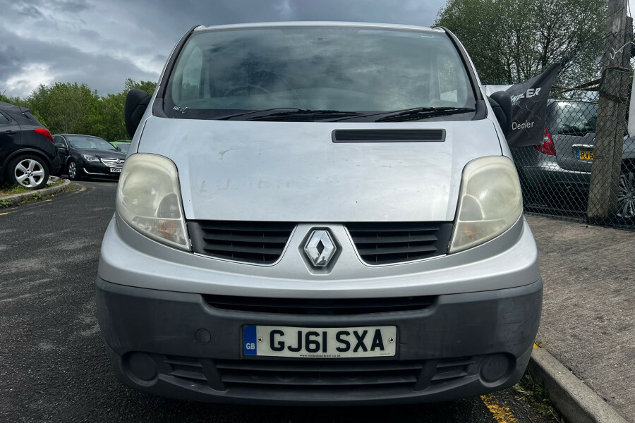 Renault Trafic Diesel GJ61SXA Grey #2