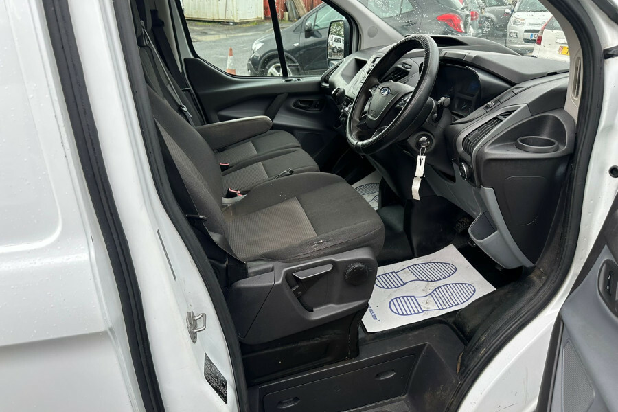 Ford Tourneo Custom Custom 2.2 Silver #13