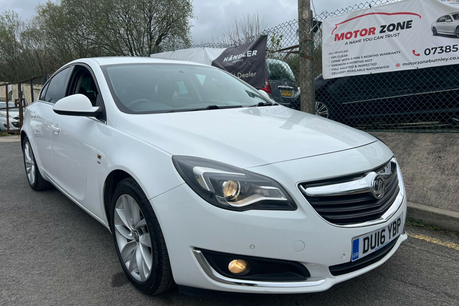 Vauxhall Insignia Diesel White