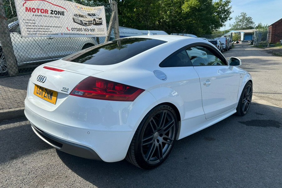Audi TT Diesel LG11ZNW White #6