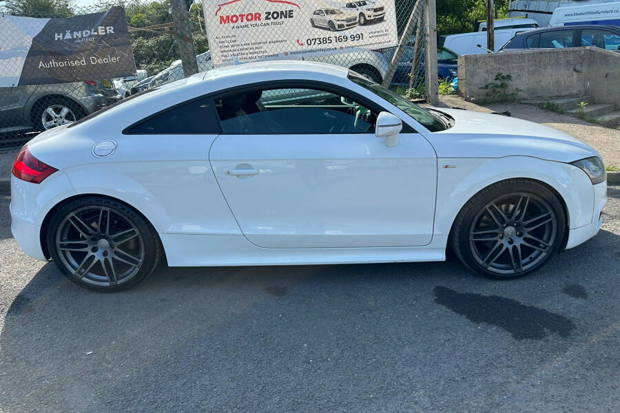 Audi TT Diesel LG11ZNW White #4