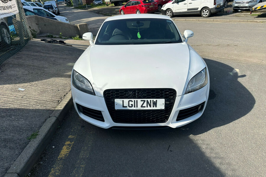Audi TT Diesel LG11ZNW White #2