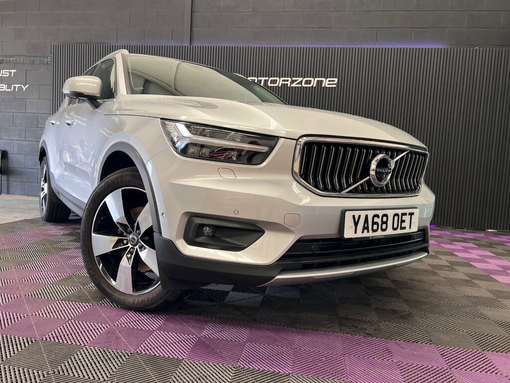 Volvo XC40 2.0 D4 Inscription Pro Suv Awd Eur YA68OET Silver #4