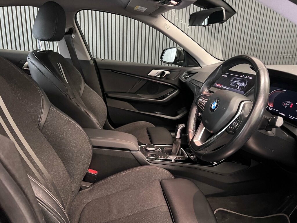 BMW 2 Series 1.5 218I Sport Lcp Saloon Euro Black #2