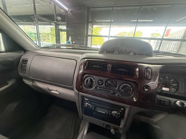 Mitsubishi Shogun Sport 2.5 Td Equippe Suv 278 G Km 114 Silver #3