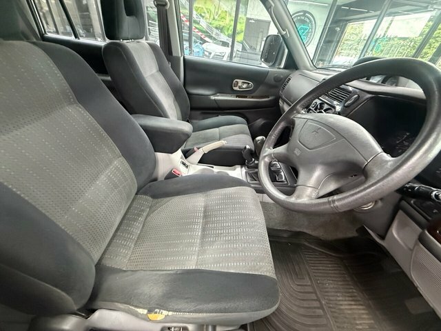 Mitsubishi Shogun Sport 2.5 Td Equippe Silver #17