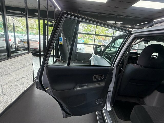 Mitsubishi Shogun Sport 2.5 Td Equippe Silver #14