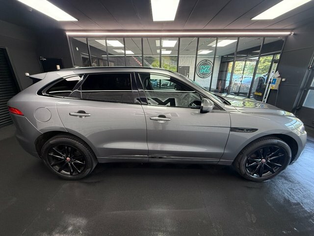 Jaguar F-Pace 2.0 D180 Chequered Flag Suv Awd Eu YA69RZN Grey #2