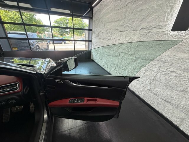 Maserati Ghibli Saloon Black #16
