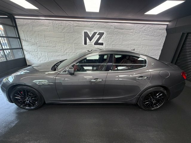 Maserati Ghibli Saloon Black #8