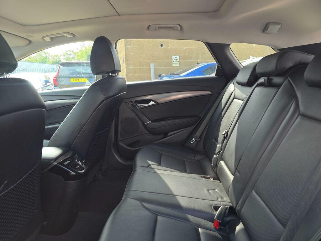 Hyundai I40 Estate 1.7 Crdi Blue Drive Premium Tourer Dct Euro Red #4