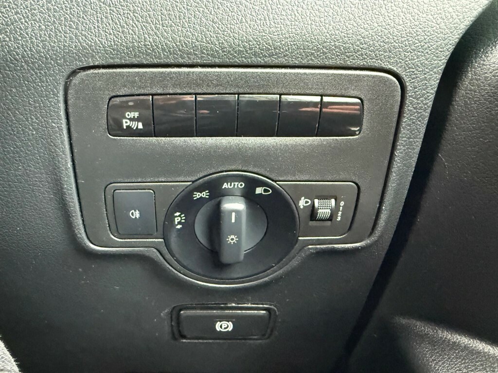 Mercedes-Benz Vito 1.6 111 Cdi Panel White #18