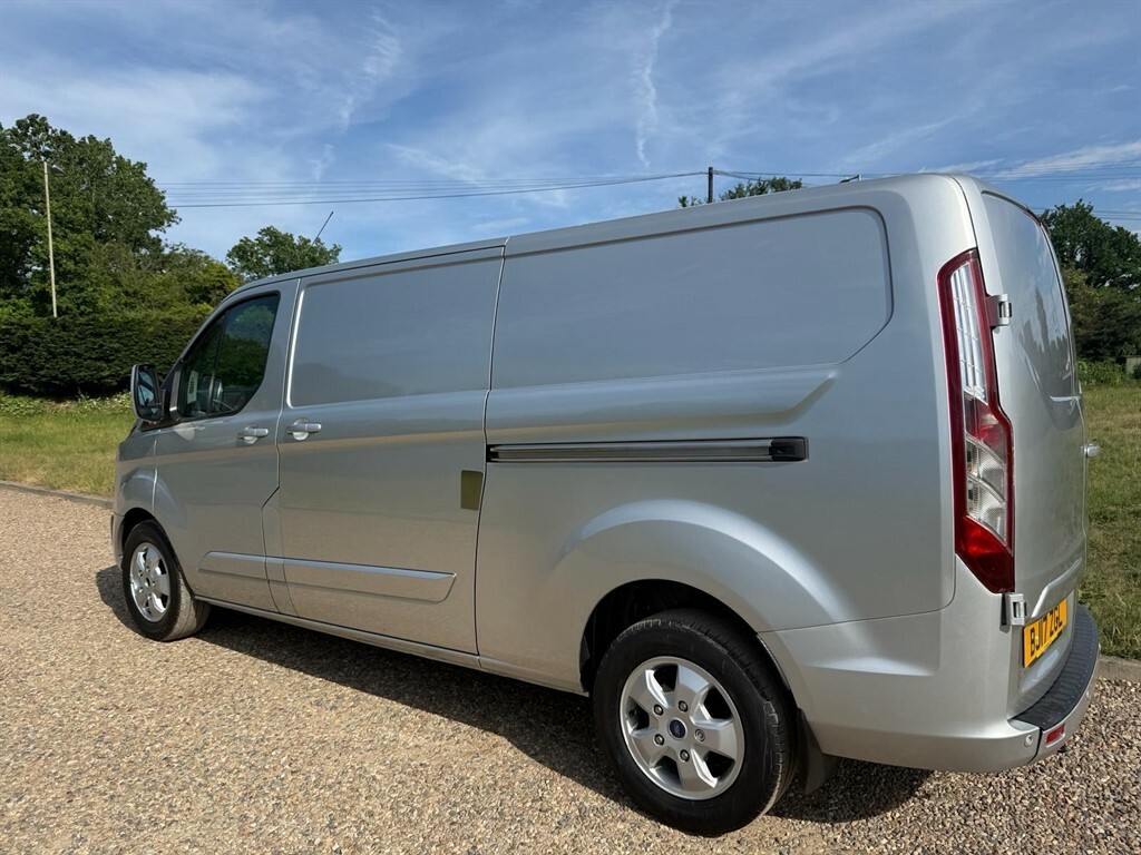 Ford Transit Custom 2.0 L 2.0 Tdci 290 Limited Panel Van Ma BJ17ZGL Silver #4