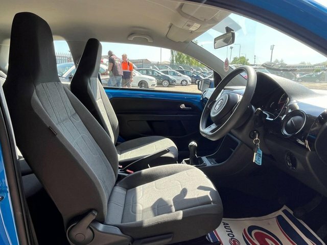 Volkswagen Up 1.0 Move Up Hatchback Euro 5 6 EJ14UFU Blue #4