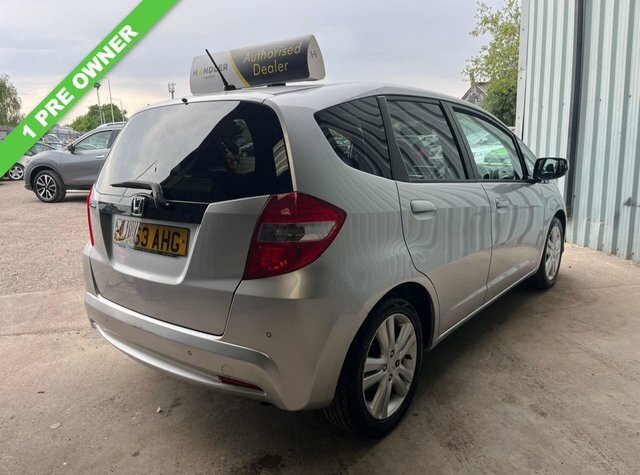 Honda Jazz 1.4 I-vtec Ex Hatchback Cvt Euro 5 99 GX63AHG Silver #3