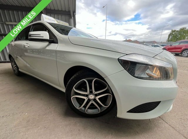Mercedes-Benz A Class 1.5 A180 Cdi Sport Hatchback Eur MV64UCM White #2
