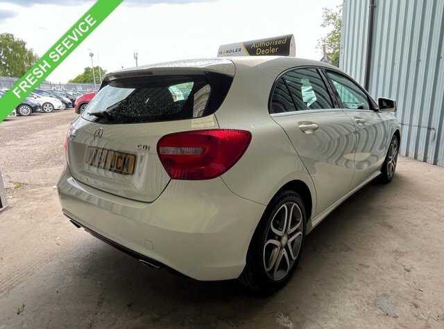Mercedes-Benz A Class 1.5 A180 Cdi Sport Hatchback Eur MV64UCM White #3