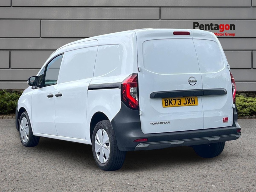 Nissan TOWNSTAR 1.3 Tce Acenta Panel Van 6Dr L2 Euro BK73JXH White #2