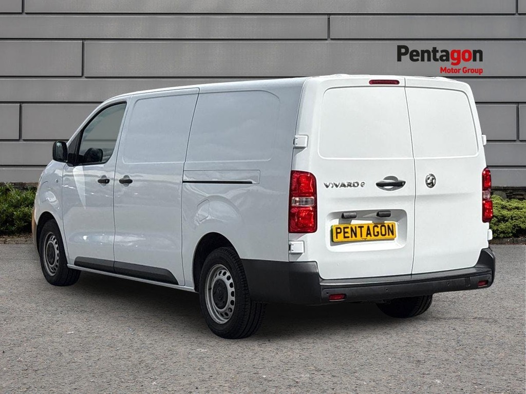 Vauxhall Vivaro 3100 50Kwh Prime Panel Van 6Dr L2 H1 FD25XTS White #2