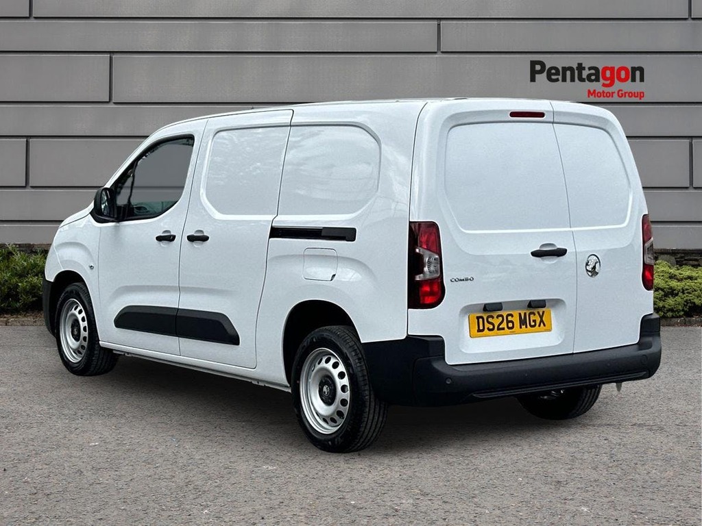 Vauxhall Combo 1.5 Prime Plus Panel Van 6Dr Xl Euro DS26MGX White #2