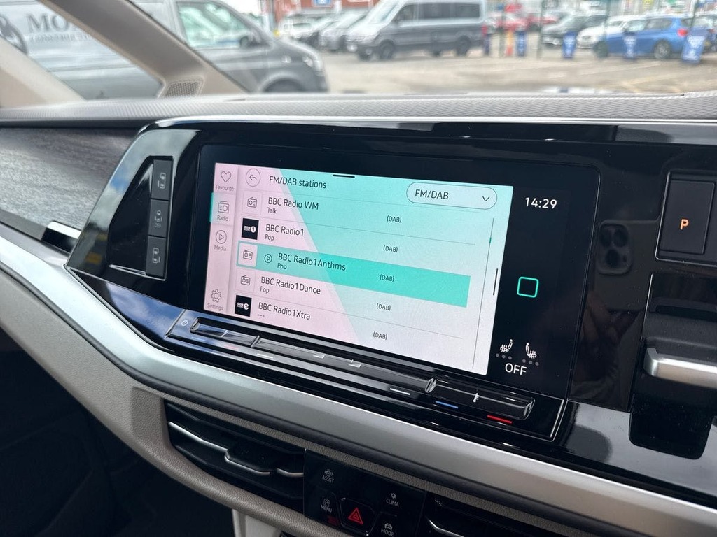 Volkswagen Multivan 1.4 Tsi 13Kwh Style Mpv Plug In Hybrid Silver #6