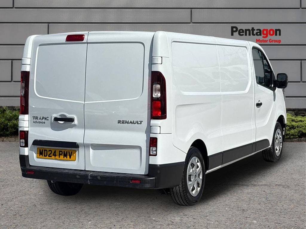 Renault Trafic 2.0 Dci Blue Ll30 Advance Panel Van Man MD24PMV White #4