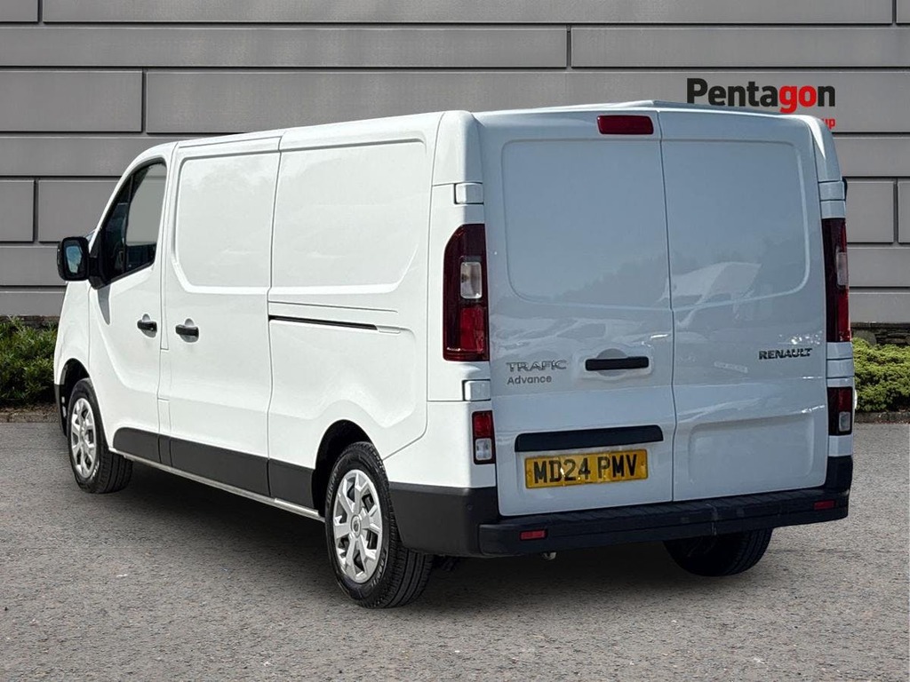 Renault Trafic 2.0 Dci Blue Ll30 Advance Panel Van Man MD24PMV White #2
