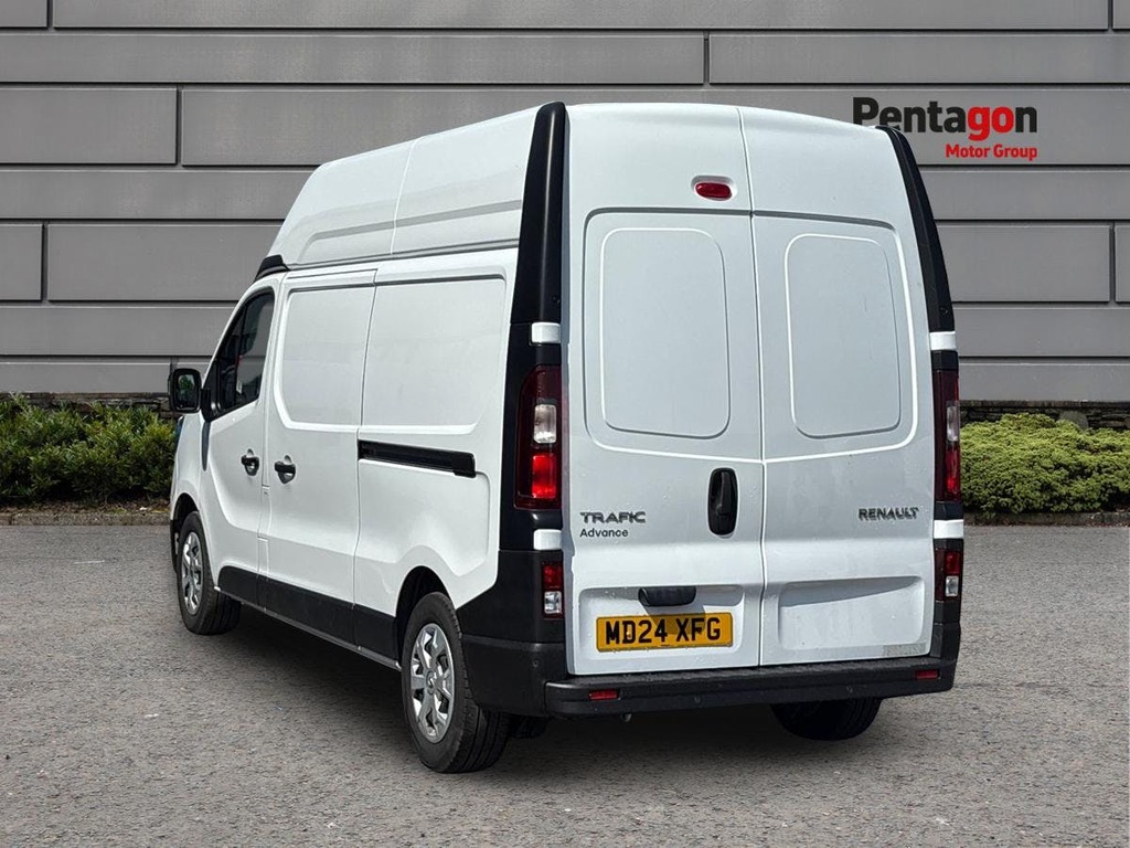 Renault Trafic 2.0 Dci Blue Lh30 Advance Panel Van Man MD24XFG White #2