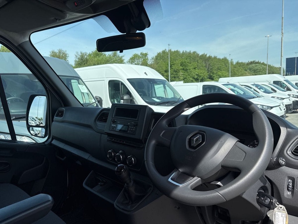 Renault Master 2.3 Dci Energy 35 Start Platform Cab Ma MJ24WDZ White #5