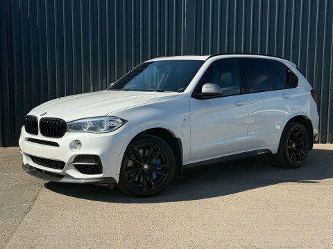 BMW X5 3.0 X5 M50d NG65JVX White #3