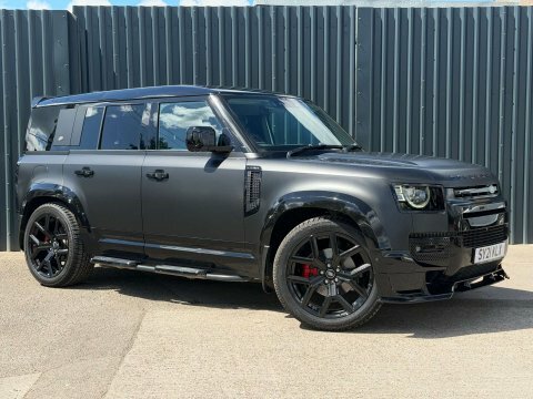 Land Rover Defender 3.0 Defender First Black