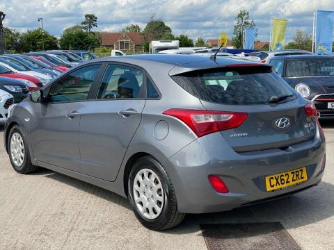 Hyundai I30 1.4 Classic Crdi CX62ZRZ Grey #3