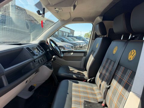 Volkswagen Transporter 2.0 Transporter T32 DV17JXC Orange #4