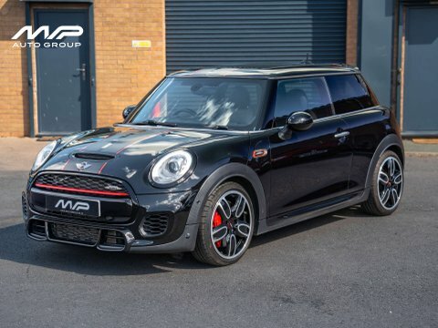 Mini Hatch 2.0 John Cooper Black