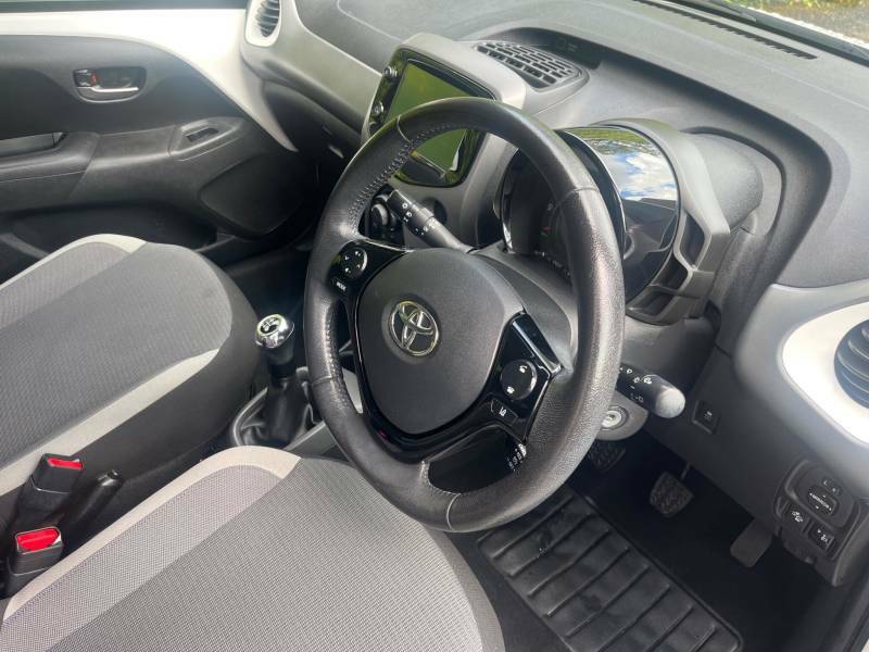 Toyota Aygo 1.0 Vvt-i X-play Tss - 2021 21 MK21VCV White #5