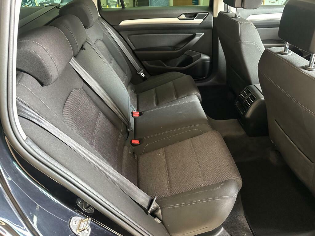 Volkswagen Passat 2.0 Tdi Se Business Estate EK67HKZ Black #6