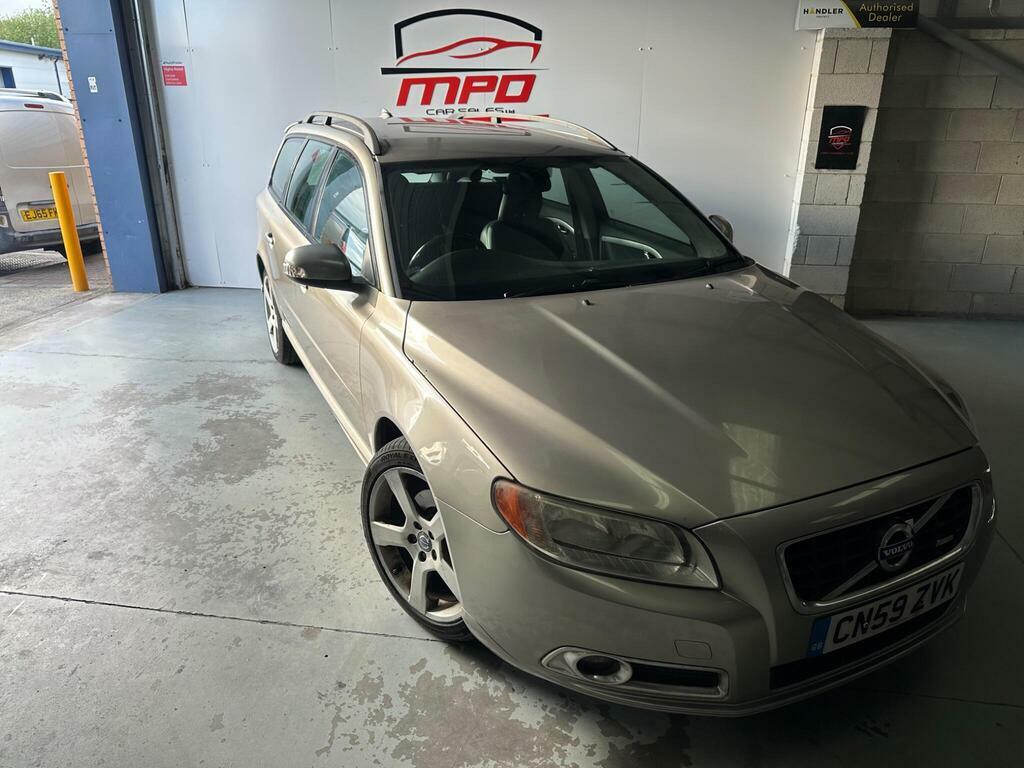 Volvo V70 2.0D R-design Se Estate Gold