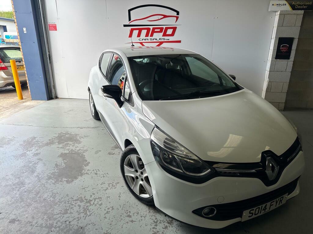 Renault Clio 1.2 16V Dynamique Medianav Hatchback White