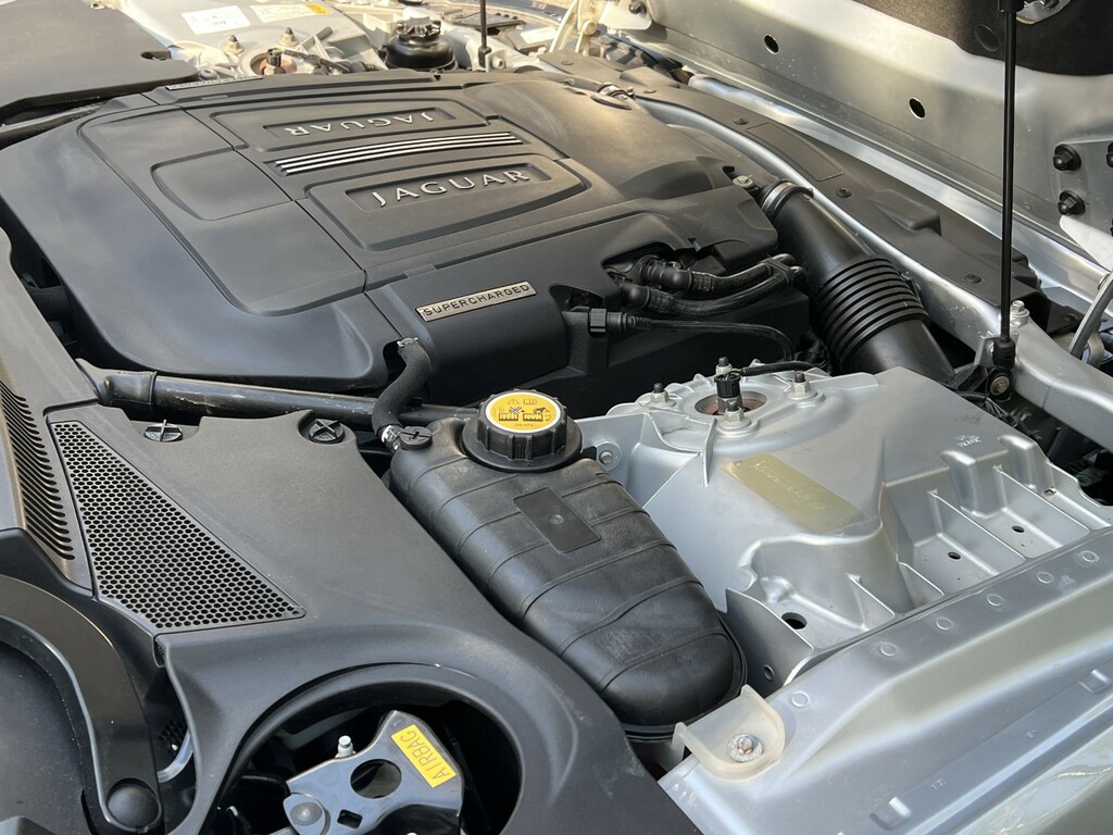 Jaguar XKR 5.0 V8 Euro 5 Silver #31