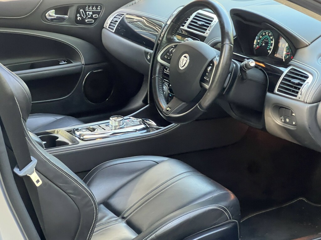 Jaguar XKR 5.0 V8 Euro 5 Silver #21