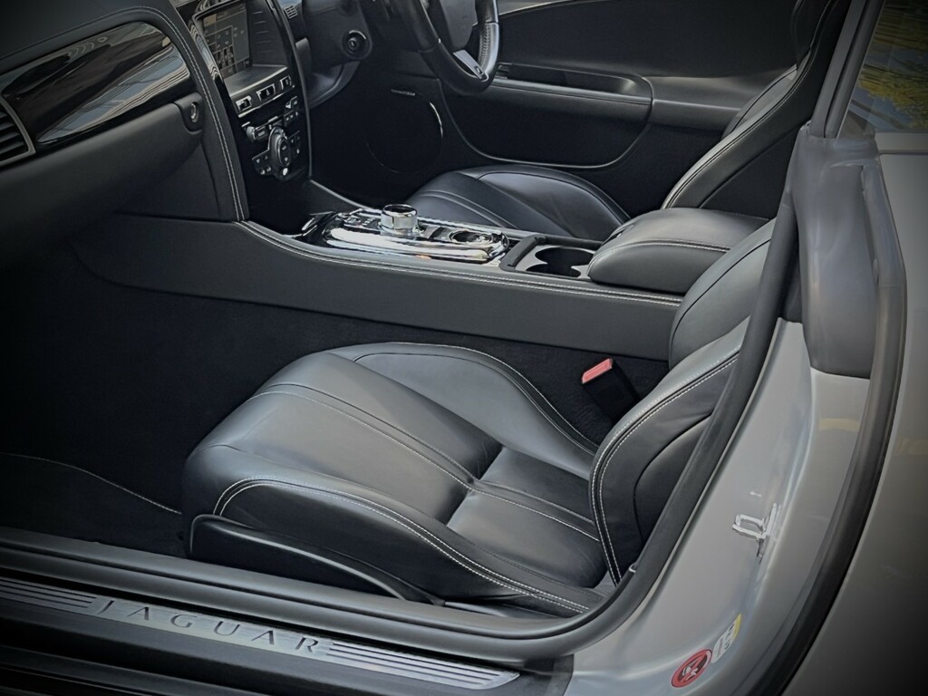 Jaguar XKR 5.0 V8 Euro 5 Silver #17