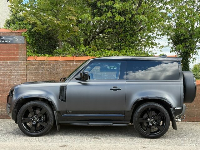Land Rover Defender 5.0 P525 V8 Carpathian Edition Suv Grey #4