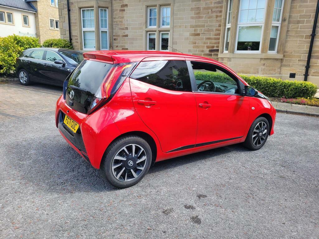 Toyota Aygo 1.0 Vvt-i X-trend Euro 6 S S FG71GUC Red #5